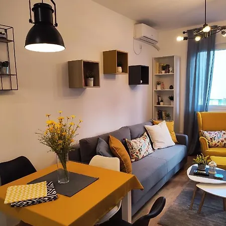 Center Firefly Gardens Apartment Novi Sad Exterior foto