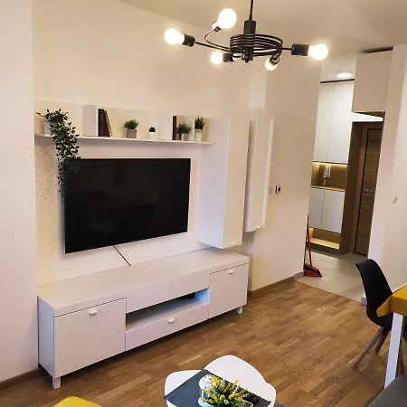 Center Firefly Gardens Apartment Novi Sad Exterior foto